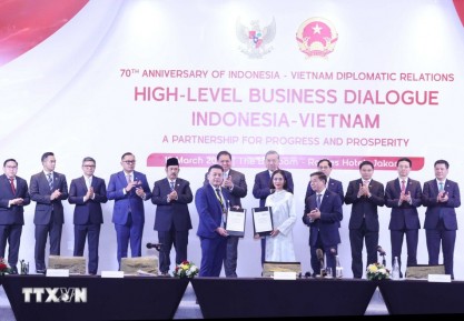 BNI dan VinFast Tekan MoU Percepat Ekosistem Mobilitas Hijau di Indonesia